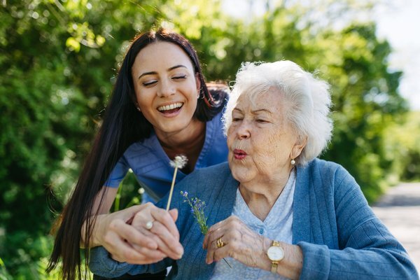 Understanding Memory Care Costs in Texas: What Families Pay
